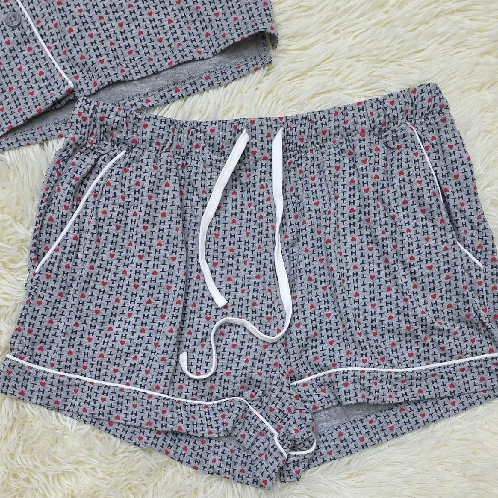 Tommy Hilfiger Grey Sleep Top with Red Heart Print and Navy Trim